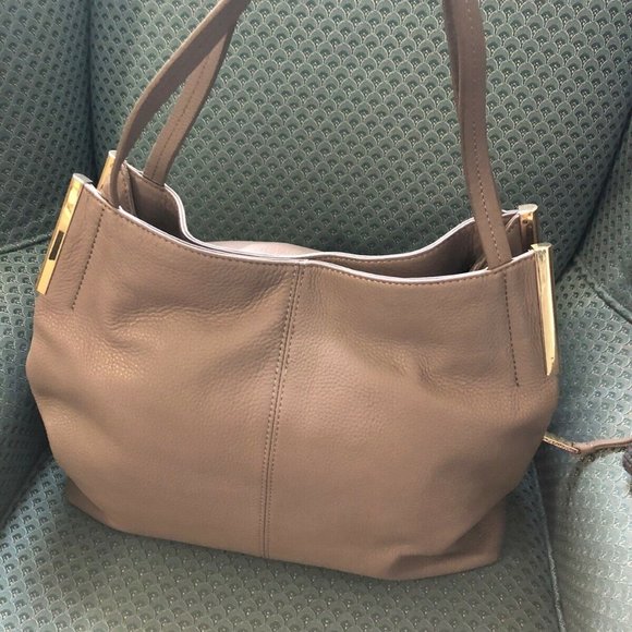 Vince Camuto - Tina Tote - Picture 3 of 5